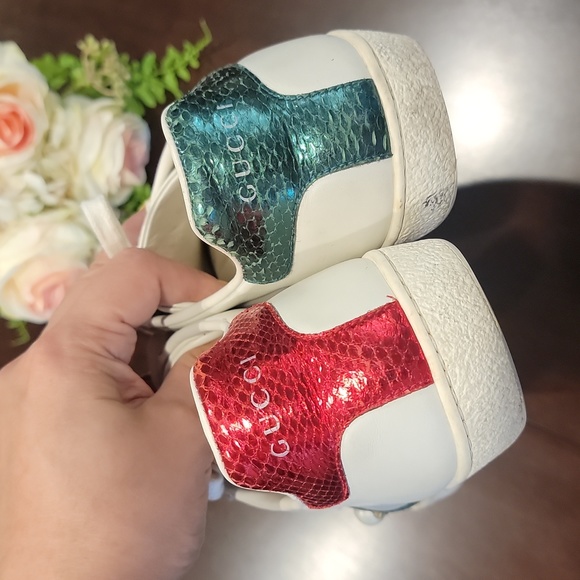 Authentic Gucci shoes - Picture 3 of 15